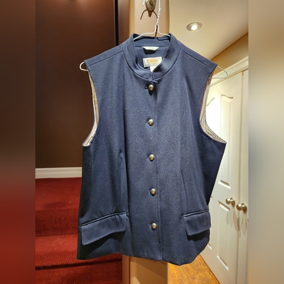 Navy Talbots vest - Picture 6 of 6